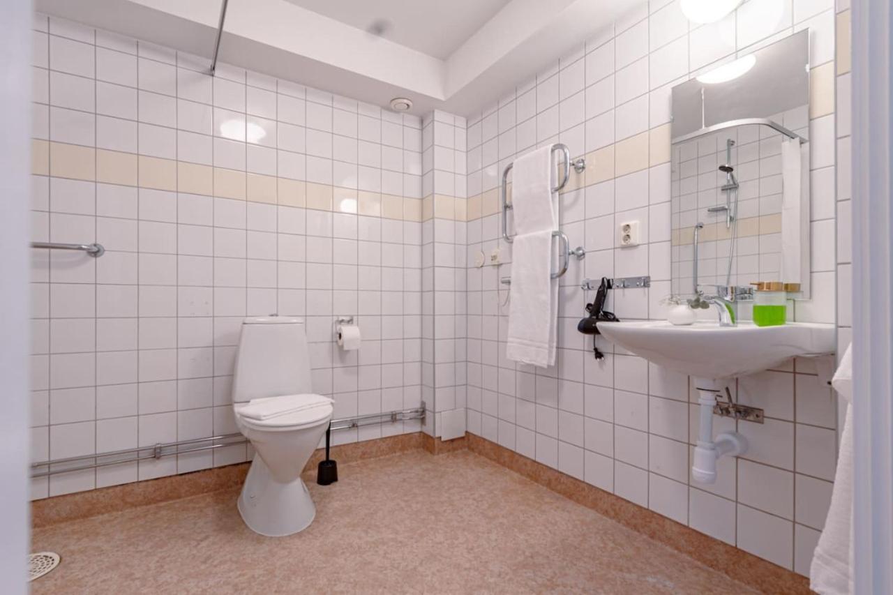 Budget Comfort On Trendy Soedermalm, Construction Work Stockholm Buitenkant foto