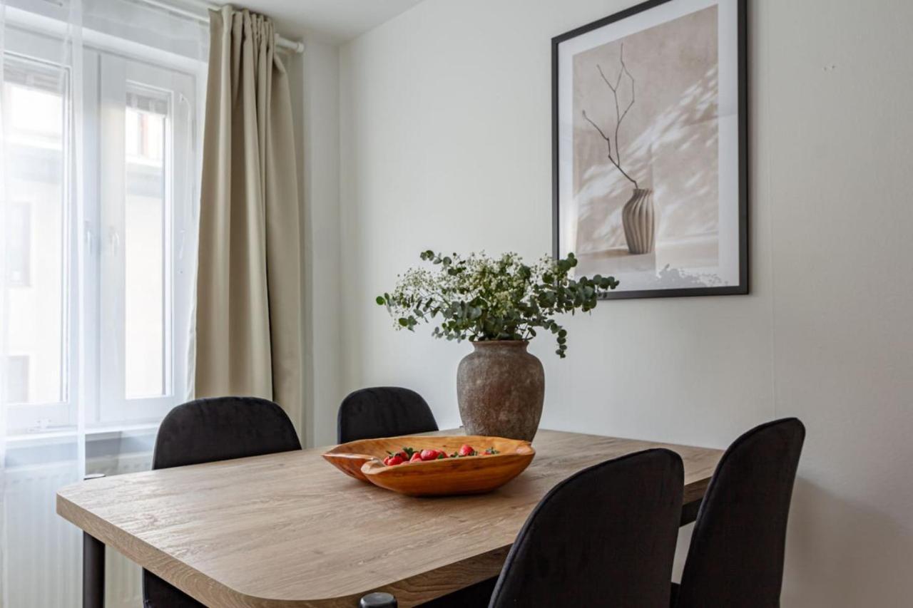 Budget Comfort On Trendy Soedermalm, Construction Work Stockholm Buitenkant foto