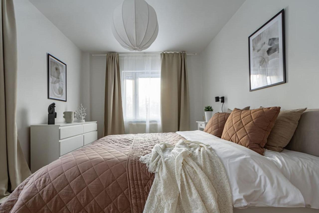 Budget Comfort On Trendy Soedermalm, Construction Work Stockholm Buitenkant foto